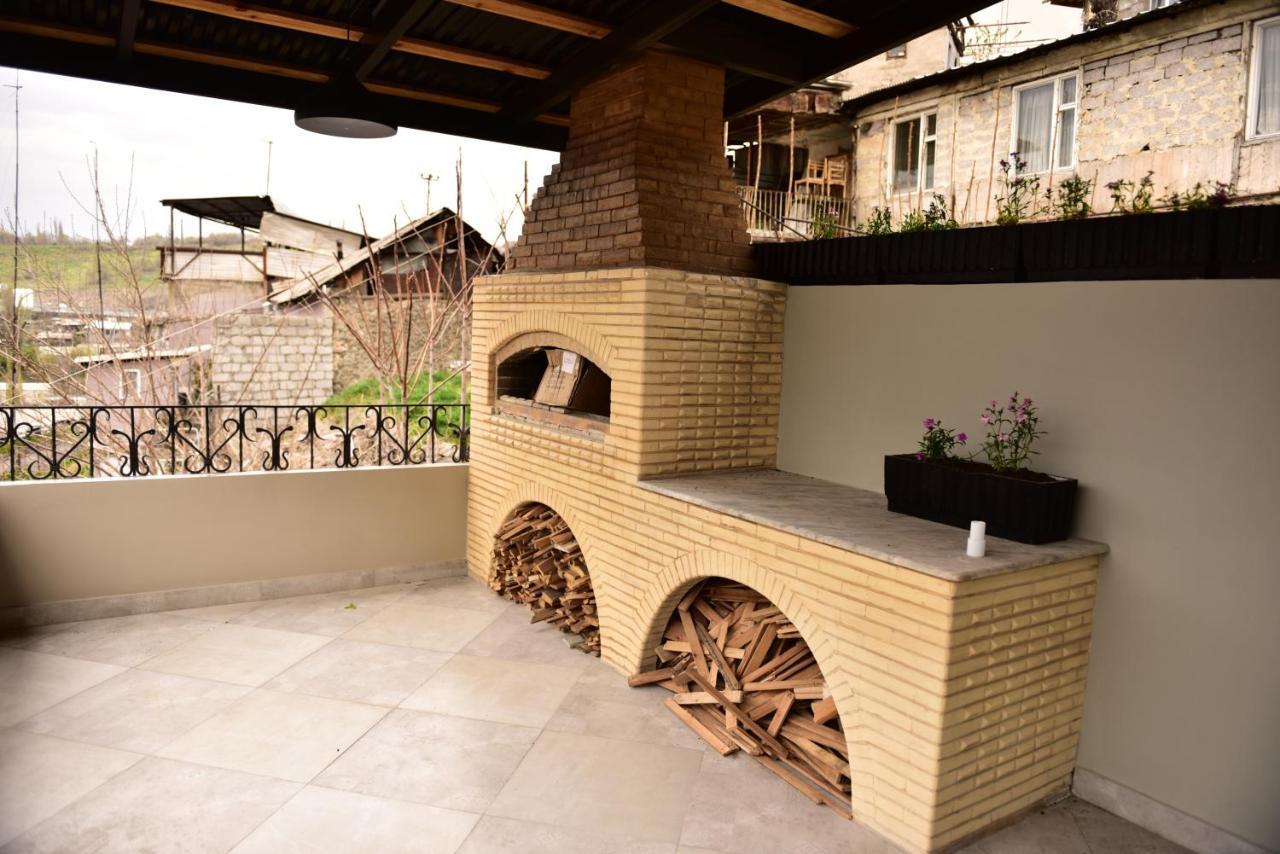 La Casa Hotel Yerevan Bagian luar foto