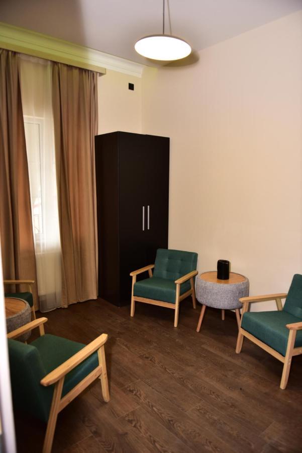 La Casa Hotel Yerevan Bagian luar foto