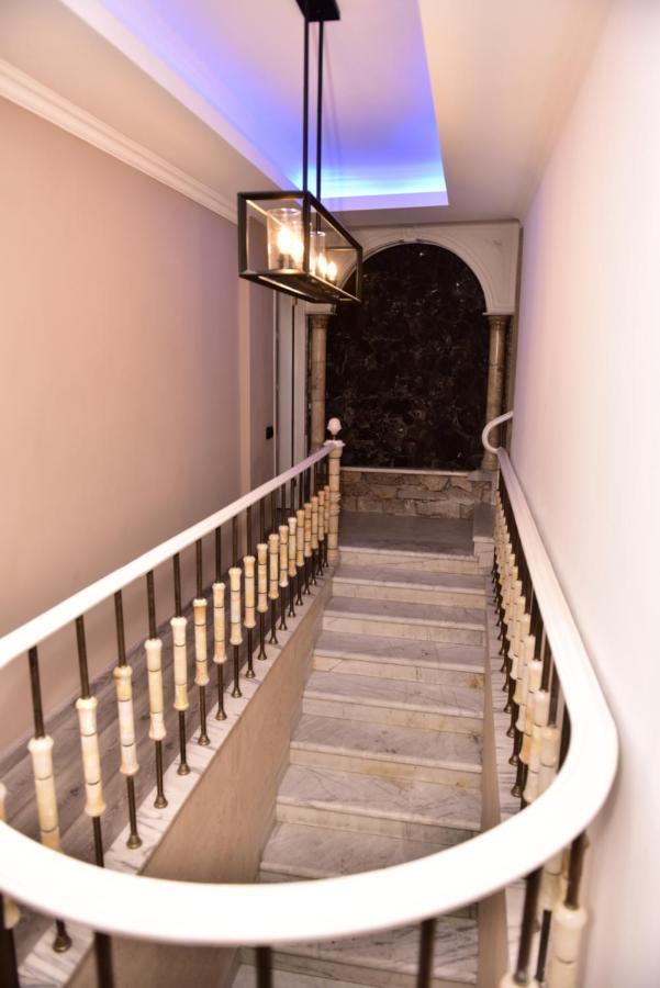 La Casa Hotel Yerevan Bagian luar foto