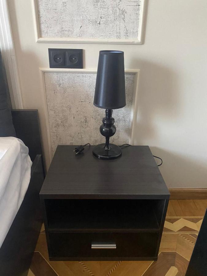 La Casa Hotel Yerevan Bagian luar foto