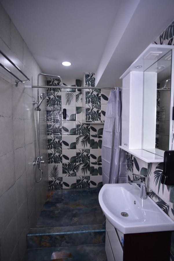 La Casa Hotel Yerevan Bagian luar foto