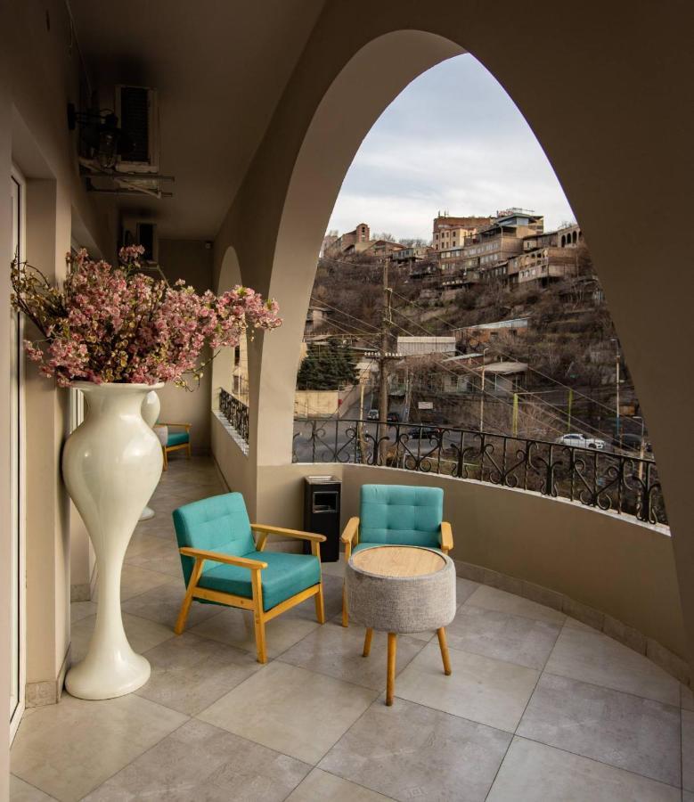 La Casa Hotel Yerevan Bagian luar foto
